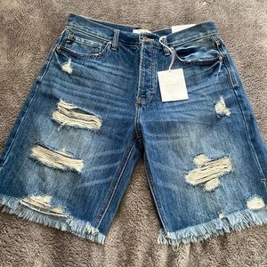 KanCan Distressed Bermuda Shorts sz Large  ⭐️⭐️NEW WITH TAG⭐️⭐️